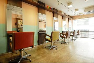 beyond E | 原宿のヘアサロン