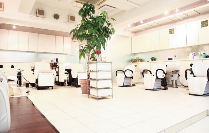 VISAGE Kitasenju | 北千住のヘアサロン