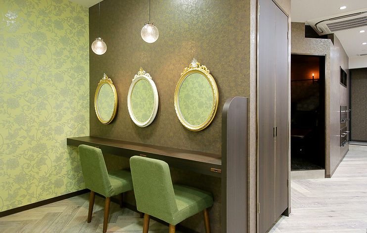 Shine hair mocha | 新宿のヘアサロン Shine hair mocha | 新宿のヘアサロン