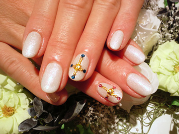 Nail salon ～iS～ | 恵比寿のネイルサロン