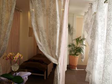 ストーンセラピストアカデミー　青山店 | 表参道のリラクゼーション