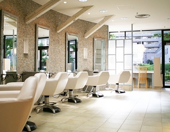 TRIPLE | 飯田橋のヘアサロン