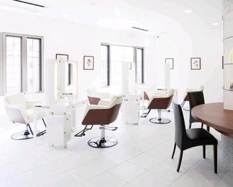 マダム・アルディ | たまプラーザのヘアサロン