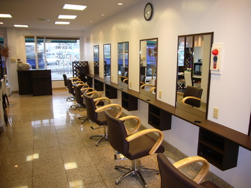 Leaves 原山店 | 浦和のヘアサロン Leaves 原山店 | 浦和のヘアサロン