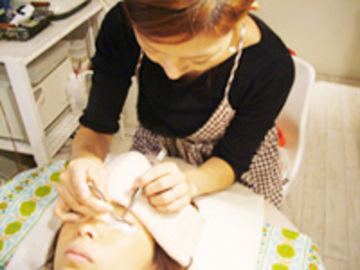 BLOOM JEWEL | 柏のアイラッシュ BLOOM JEWEL | 柏のアイラッシュ