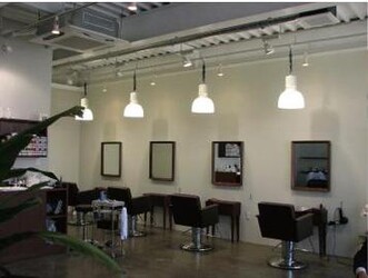 Kühl Hair Lounge | 水戸のヘアサロン