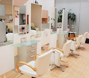 美容しょうへいの店　西長岡店 | 長岡のヘアサロン