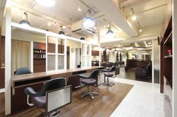 Emi | 新潟のヘアサロン Emi | 新潟のヘアサロン