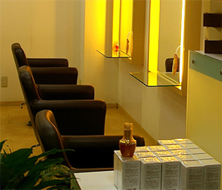 ビューティーサロン カトウ | 新潟のヘアサロン ビューティーサロン カトウ | 新潟のヘアサロン