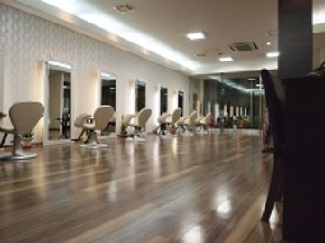 モア・クール 長岡千秋店 | 長岡のヘアサロン