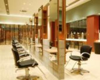 HELLO'S　ラソラ札幌店 | 白石区/南区/豊平区周辺のヘアサロン