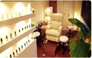 Rinata 新宿東口店 | 新宿のネイルサロン