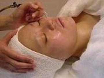 サロン・ド・エミ | 府中のエステサロン