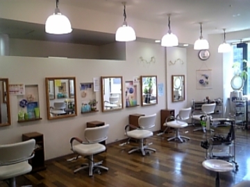 LUREGE 調布店 | 調布のヘアサロン