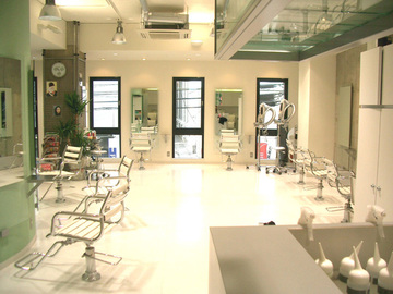 ALICE 鶴見店 | 鶴見のヘアサロン