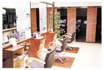 ステラ 東領家店 | 川口のヘアサロン