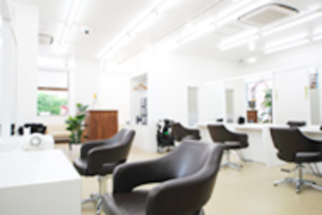 DRAMATIC HAIR 鴻巣店 | 鴻巣のヘアサロン DRAMATIC HAIR 鴻巣店 | 鴻巣のヘアサロン