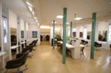 DRAMATIC HAIR 深谷店 | 深谷のヘアサロン DRAMATIC HAIR 深谷店 | 深谷のヘアサロン