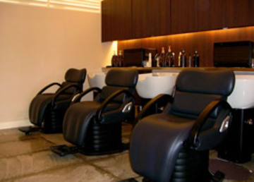 ANTEnNA design＋ 武蔵浦和店 | 武蔵浦和のヘアサロン