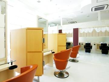 FRIENDS 流山おおたかの森Ｓ・Ｃ店 | 野田のヘアサロン