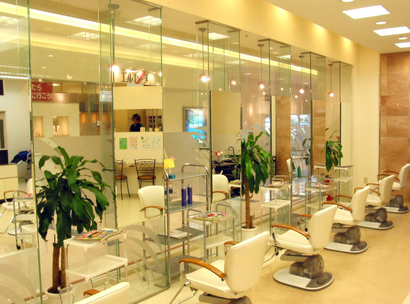 EARNEST イオンモール成田店 | 成田のヘアサロン