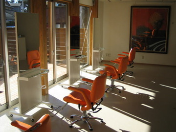 BEAUTY-SALON FEMININE | 日立のヘアサロン