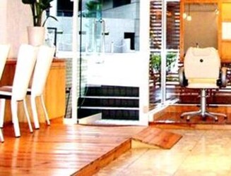 WHISP resort | 北杜のヘアサロン