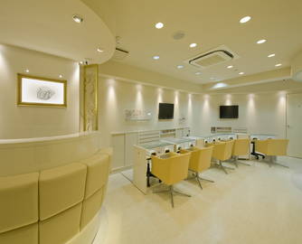 Nailsaion Brille | 金山のネイルサロン