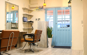 Our garden | 伏見のヘアサロン