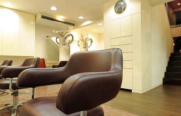 Luexe | 名駅のヘアサロン