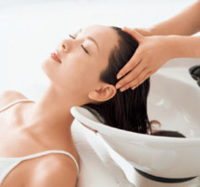 ミルフィック　藤枝 | 藤枝のヘアサロン