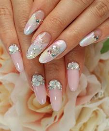 ネイルサロンSyiSyu　西梅田店 | 梅田のネイルサロン