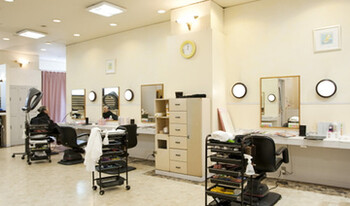 ReSET イオン南千里店 | 吹田のヘアサロン ReSET イオン南千里店 | 吹田のヘアサロン