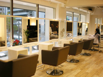 HAIR STUDIO Olive 心斎橋店 | 心斎橋のヘアサロン