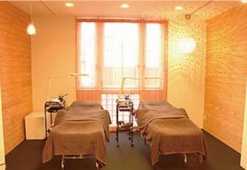 リリーベイブ LILY BABE | 梅田のアイラッシュ