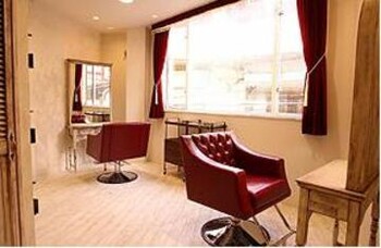 LUNA TESORO | 梅田のヘアサロン