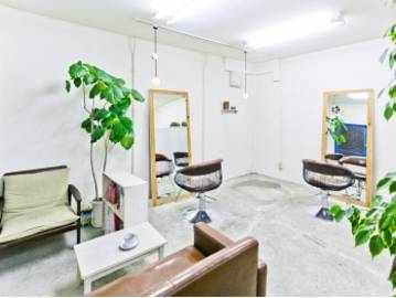 Lamp | 天王寺/阿倍野のヘアサロン