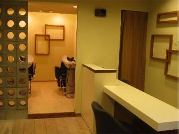 ヘアサロンＳｕｒ | 三宮のヘアサロン