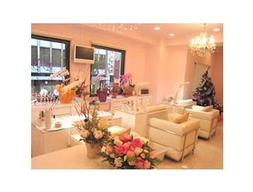 Nail Therapy Salon Plum Juice | 元町のネイルサロン
