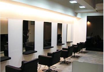 482 ヨンハチニ | 明石のヘアサロン