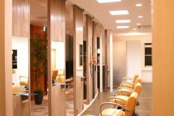 ワールド美容室　社店 | 加東のヘアサロン