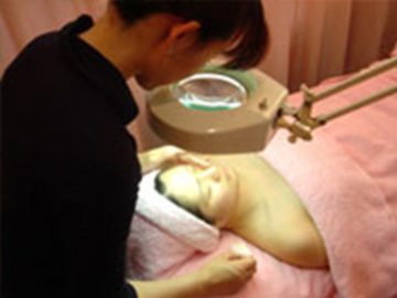 Holystic Beauty Salon SOLAIRE | 御池/御所/二条城のエステサロン