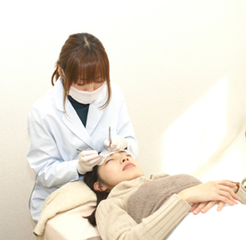 Eyebrow and Eyelash Salon DIVA | 木津川のアイラッシュ