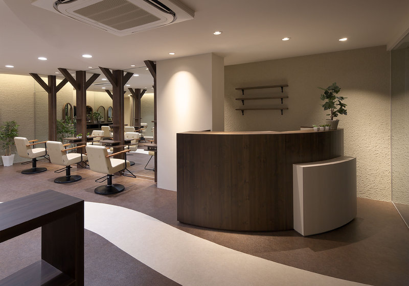 つだ美容室 近鉄奈良駅前店 | 奈良のヘアサロン