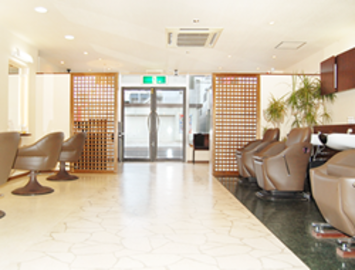 ヘアーズ 五日市駅前店 hairs | 横川/十日市/舟入/西広島のヘアサロン