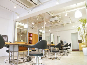 サロンズ 五日市中央店 SALONS HAIR | 横川/十日市/舟入/西広島のヘアサロン