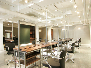 SALONS袋町店 | 袋町/本通/紙屋町/立町のヘアサロン