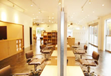 SALONS 南蔵王店 | 福山のヘアサロン SALONS 南蔵王店 | 福山のヘアサロン
