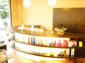 By Eight 野並店 | 御器所のヘアサロン