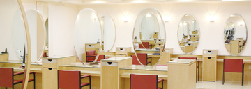 e.m.a INTERNATIONAL | 栄/矢場町のヘアサロン